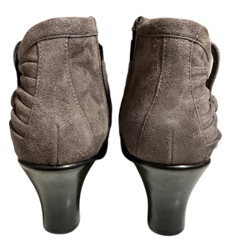 Dansko Women’s Buffy Grey Suede Ankle Boots - EU 38 - Picture 2 of 8